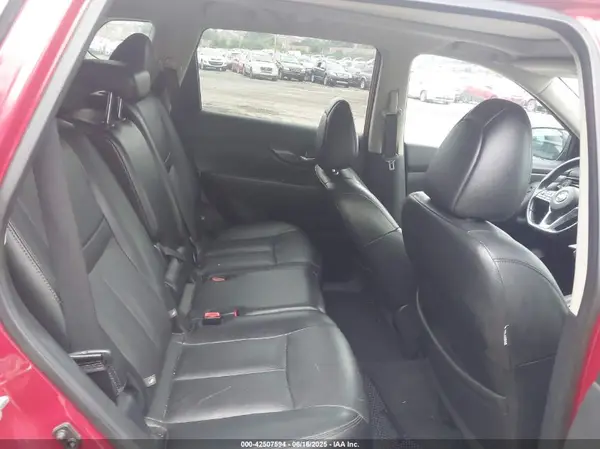 5N1AT2MV6HC794988 2017 NISSAN ROGUE - Image 8