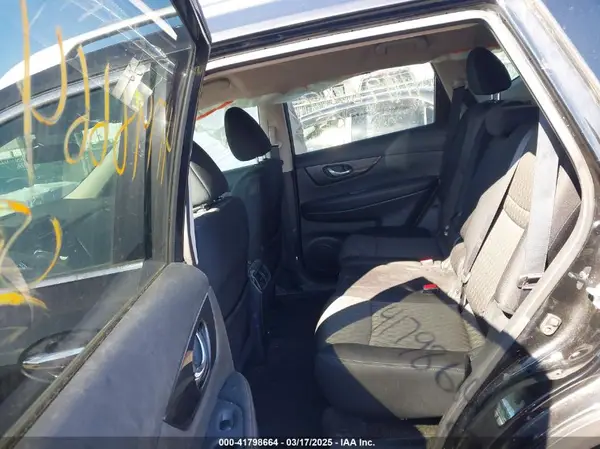 5N1AT2MV6HC806329 2017 NISSAN ROGUE - Image 8