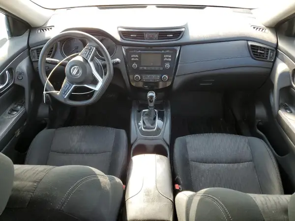 5N1AT2MV6HC813779 2017 NISSAN ROGUE - Image 8