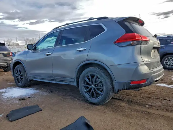 5N1AT2MV6HC815029 2017 NISSAN ROGUE - Image 2