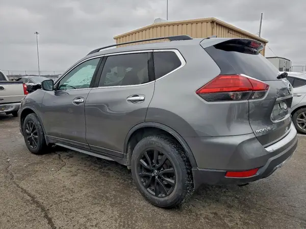 5N1AT2MV6HC816732 2017 NISSAN ROGUE - Image 2