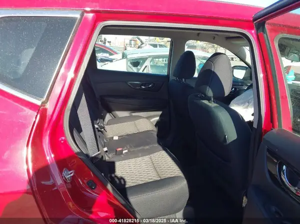 5N1AT2MV6HC818304 2017 NISSAN ROGUE - Image 8