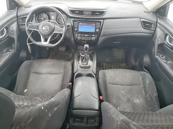 5N1AT2MV6HC822904 2017 NISSAN ROGUE - Image 8