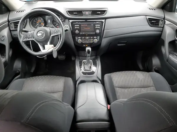 5N1AT2MV6HC823521 2017 NISSAN ROGUE - Image 8