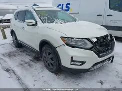 5N1AT2MV6HC823602 2017 NISSAN ROGUE