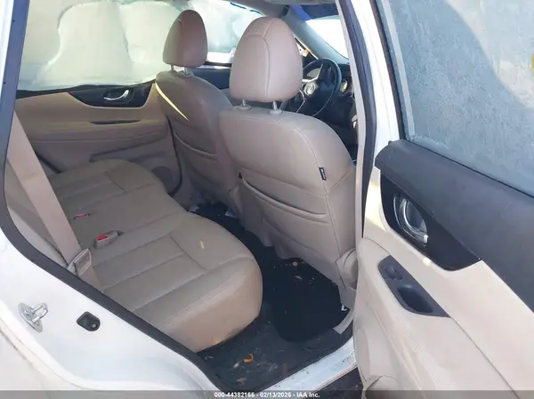 5N1AT2MV6HC832901 2017 NISSAN ROGUE - Image 8