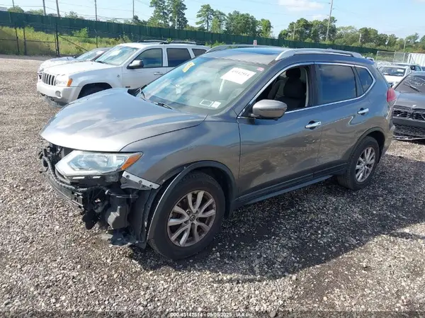 5N1AT2MV6HC839086 2017 NISSAN ROGUE - Image 2