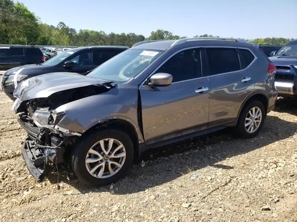 5N1AT2MV6HC840884 2017 NISSAN ROGUE - Image 1