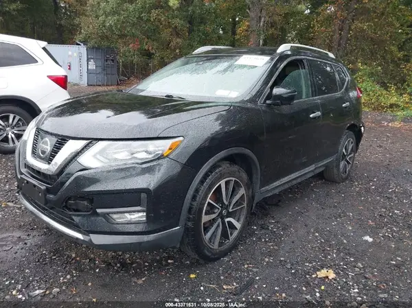 5N1AT2MV6HC841453 2017 NISSAN ROGUE - Image 2