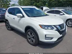 5N1AT2MV6HC846944 2017 NISSAN ROGUE