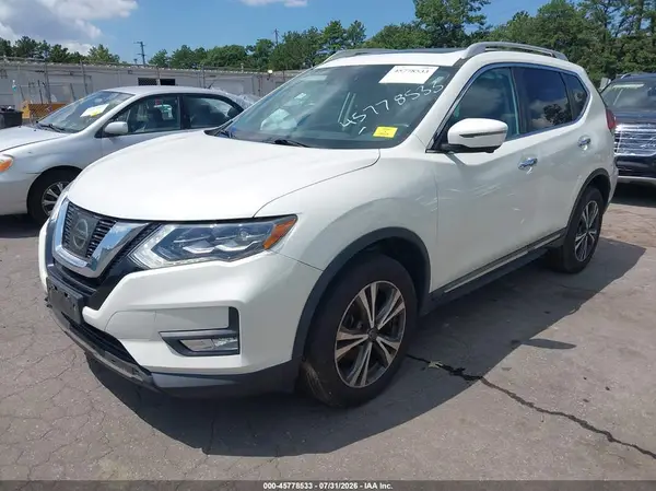 5N1AT2MV6HC846944 2017 NISSAN ROGUE - Image 2