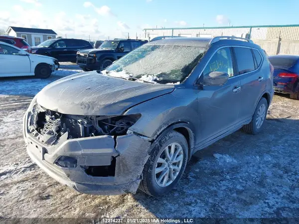 5N1AT2MV6HC850654 2017 NISSAN ROGUE - Image 2