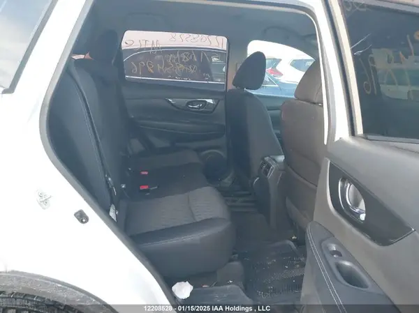 5N1AT2MV6HC854896 2017 NISSAN ROGUE - Image 8