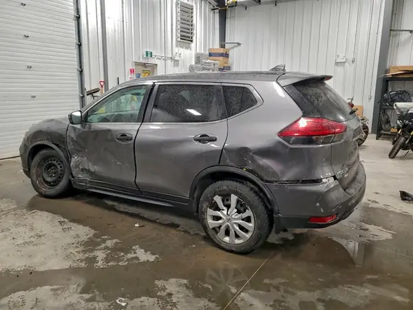 5N1AT2MV6HC865199 2017 NISSAN ROGUE - Image 2
