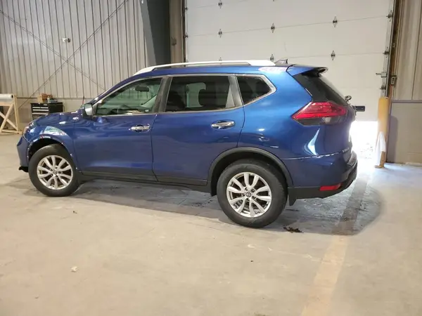5N1AT2MV6HC867700 2017 NISSAN ROGUE - Image 2