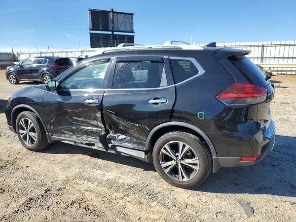 5N1AT2MV6HC868295 2017 NISSAN ROGUE - Image 2