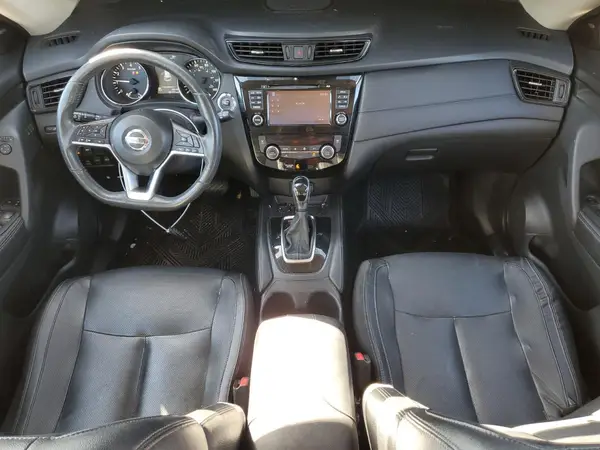 5N1AT2MV6HC868295 2017 NISSAN ROGUE - Image 8