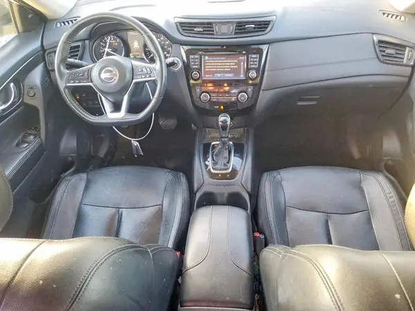 5N1AT2MV6HC869639 2017 NISSAN ROGUE - Image 8