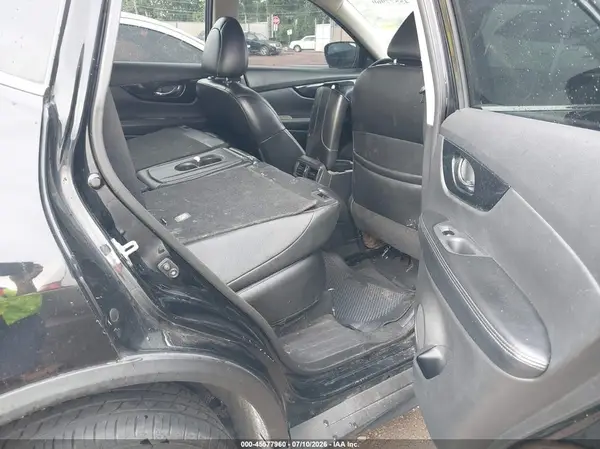 5N1AT2MV6HC870547 2017 NISSAN ROGUE - Image 8