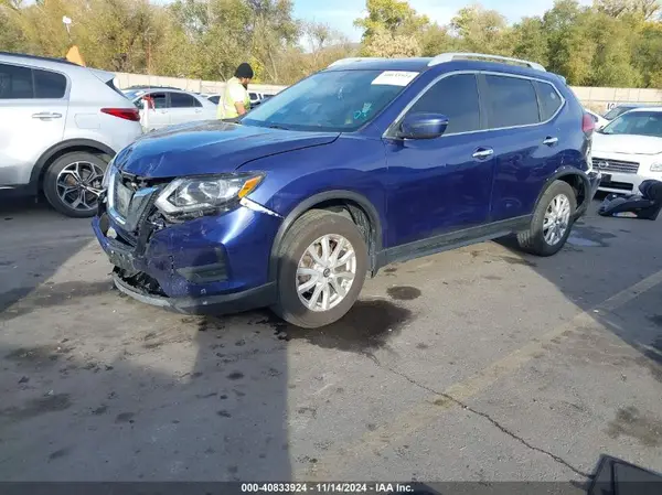 5N1AT2MV6HC874548 2017 NISSAN ROGUE - Image 2