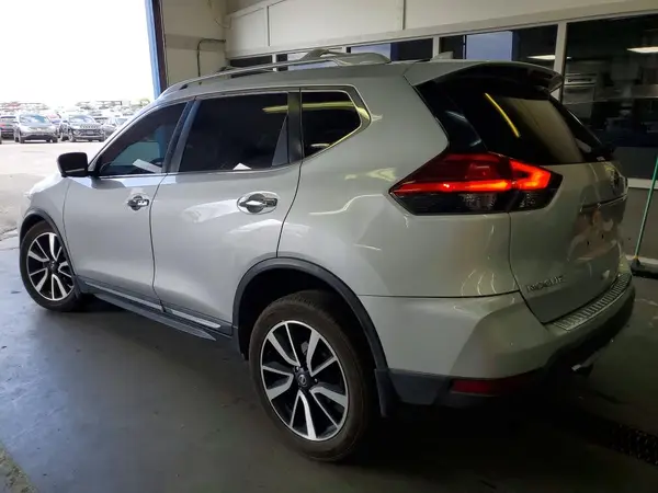 5N1AT2MV6HC874954 2017 NISSAN ROGUE - Image 2