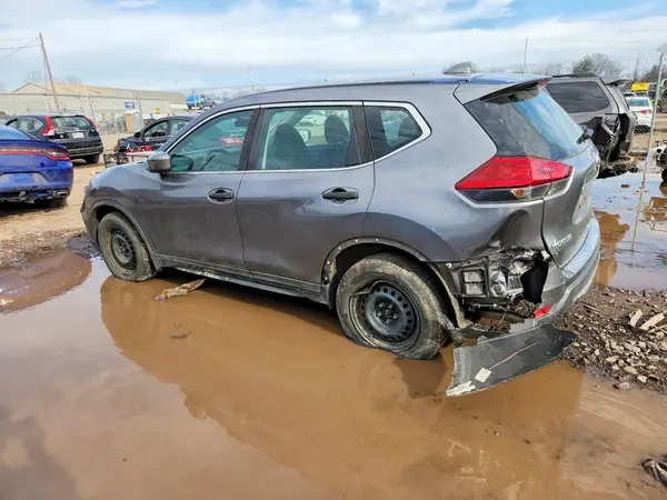 5N1AT2MV6HC880883 2017 NISSAN ROGUE - Image 2