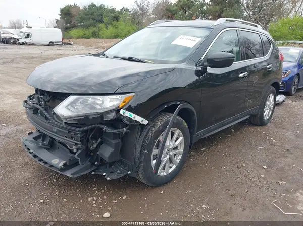 5N1AT2MV6HC882326 2017 NISSAN ROGUE - Image 2
