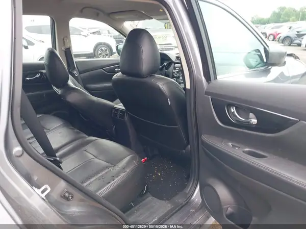 5N1AT2MV6HC884741 2017 NISSAN ROGUE - Image 8