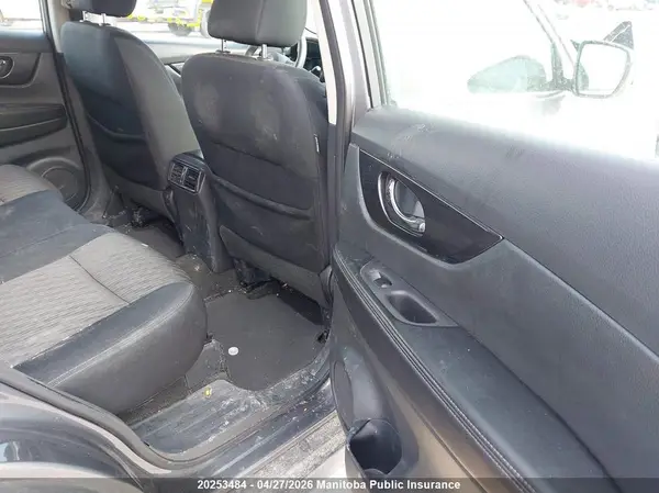 5N1AT2MV6HC885534 2017 NISSAN ROGUE - Image 8