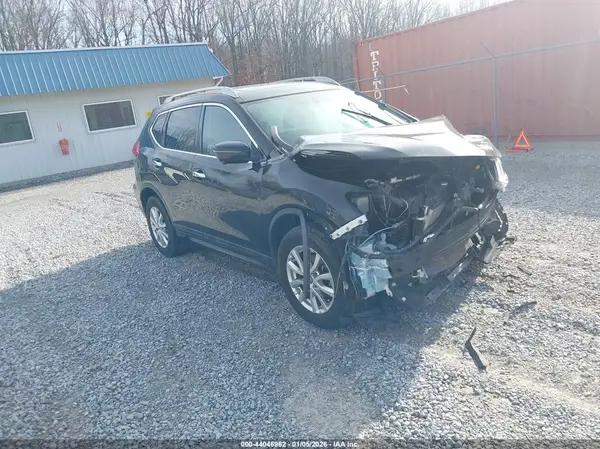 5N1AT2MV6HC886313 2017 NISSAN ROGUE - Image 1