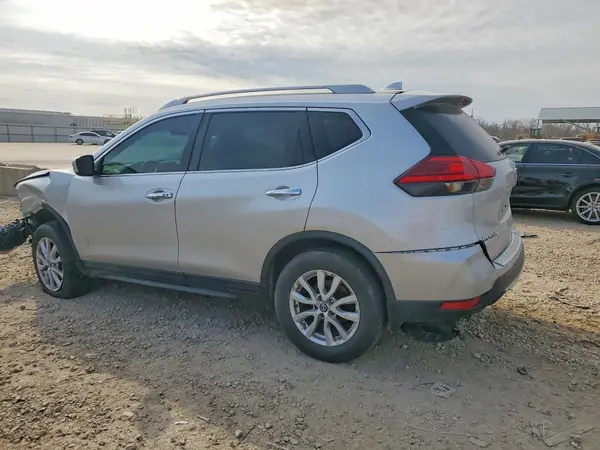 5N1AT2MV6HC886537 2017 NISSAN ROGUE - Image 2