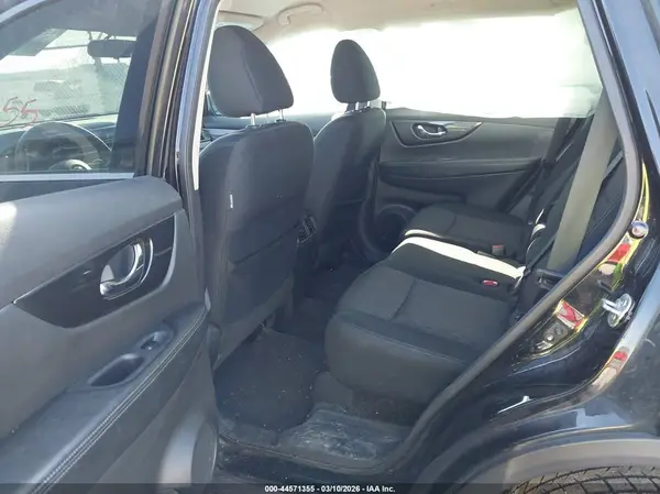 5N1AT2MV6HC893360 2017 NISSAN ROGUE - Image 8