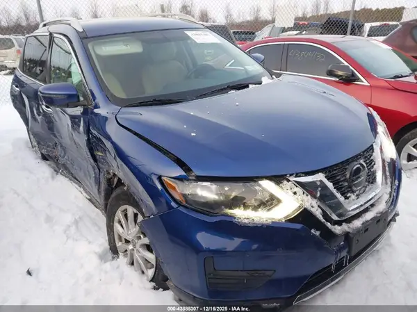 5N1AT2MV6JC708570 2018 NISSAN ROGUE - Image 1