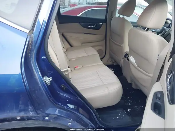 5N1AT2MV6JC708570 2018 NISSAN ROGUE - Image 8