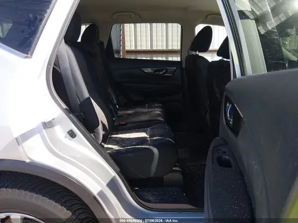 5N1AT2MV6JC712179 2018 NISSAN ROGUE - Image 8