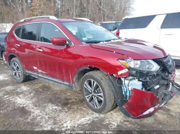 5N1AT2MV6JC712697 2018 NISSAN ROGUE - Image 1