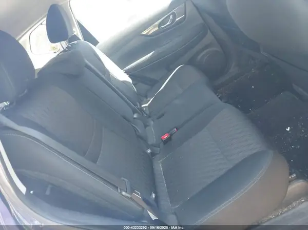 5N1AT2MV6JC717060 2018 NISSAN ROGUE - Image 8