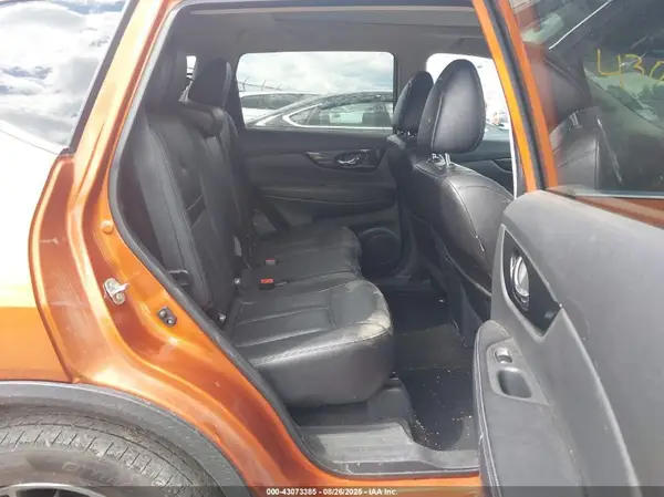5N1AT2MV6JC718130 2018 NISSAN ROGUE - Image 8