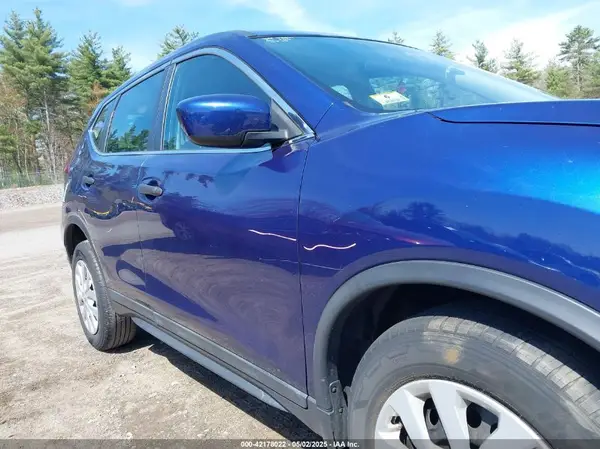 5N1AT2MV6JC719455 2018 NISSAN ROGUE - Image 1