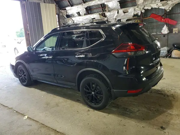 5N1AT2MV6JC719570 2018 NISSAN ROGUE - Image 2