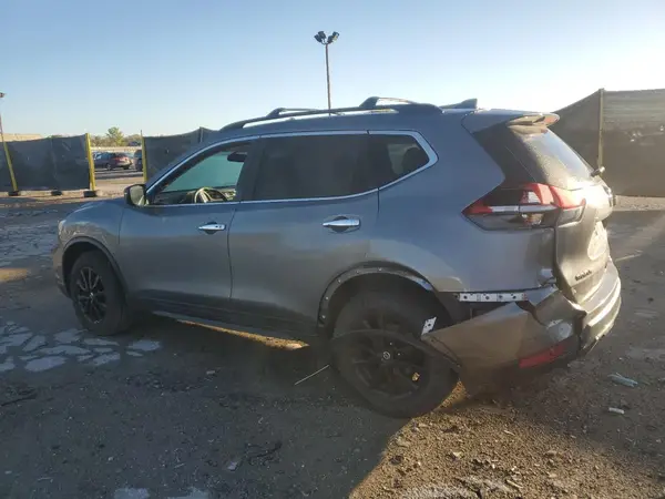 5N1AT2MV6JC720024 2018 NISSAN ROGUE - Image 2