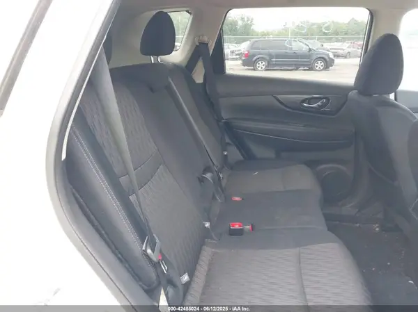 5N1AT2MV6JC721111 2018 NISSAN ROGUE - Image 8