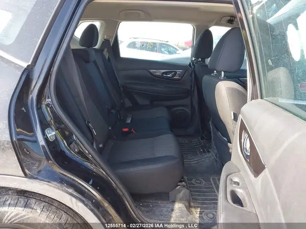 5N1AT2MV6JC724137 2018 NISSAN ROGUE - Image 8