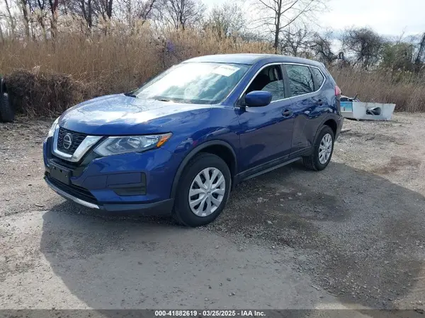 5N1AT2MV6JC731458 2018 NISSAN ROGUE - Image 2