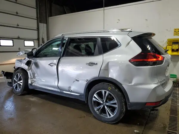 5N1AT2MV6JC734179 2018 NISSAN ROGUE - Image 2