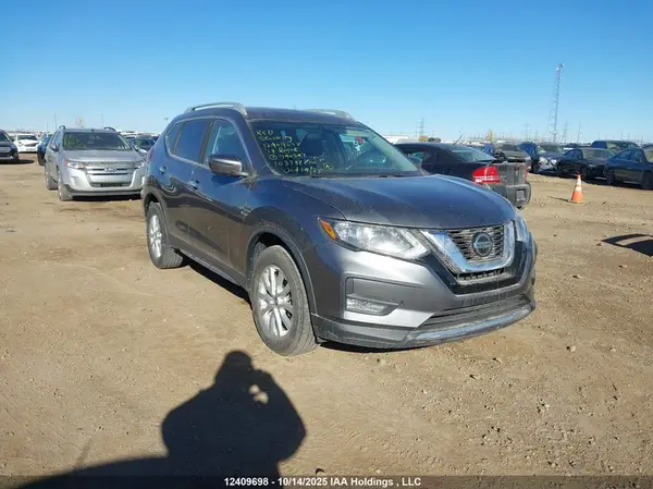 5N1AT2MV6JC740547 2018 NISSAN ROGUE - Image 1