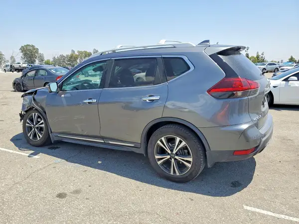 5N1AT2MV6JC744095 2018 NISSAN ROGUE - Image 2