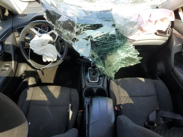 5N1AT2MV6JC749006 2018 NISSAN ROGUE - Image 8