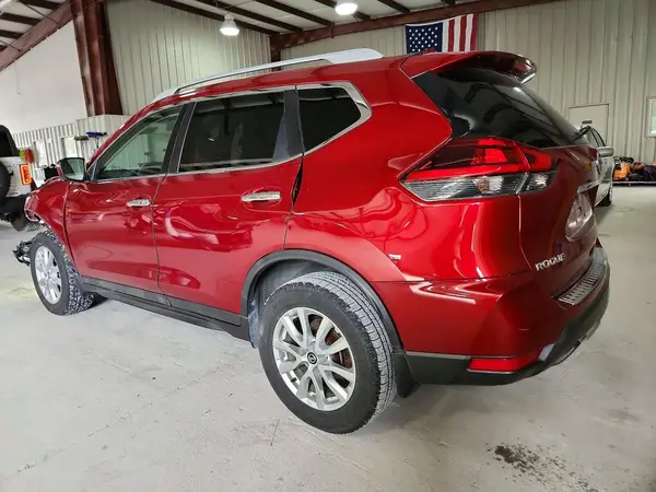 5N1AT2MV6JC752455 2018 NISSAN ROGUE - Image 2