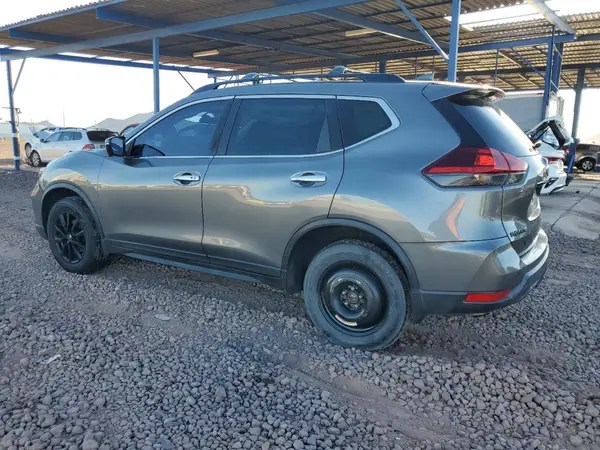 5N1AT2MV6JC755212 2018 NISSAN ROGUE - Image 2